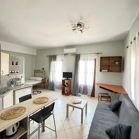 Tassos' Apartment Ermoupoli